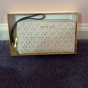 Brand new Michael kors wristlet